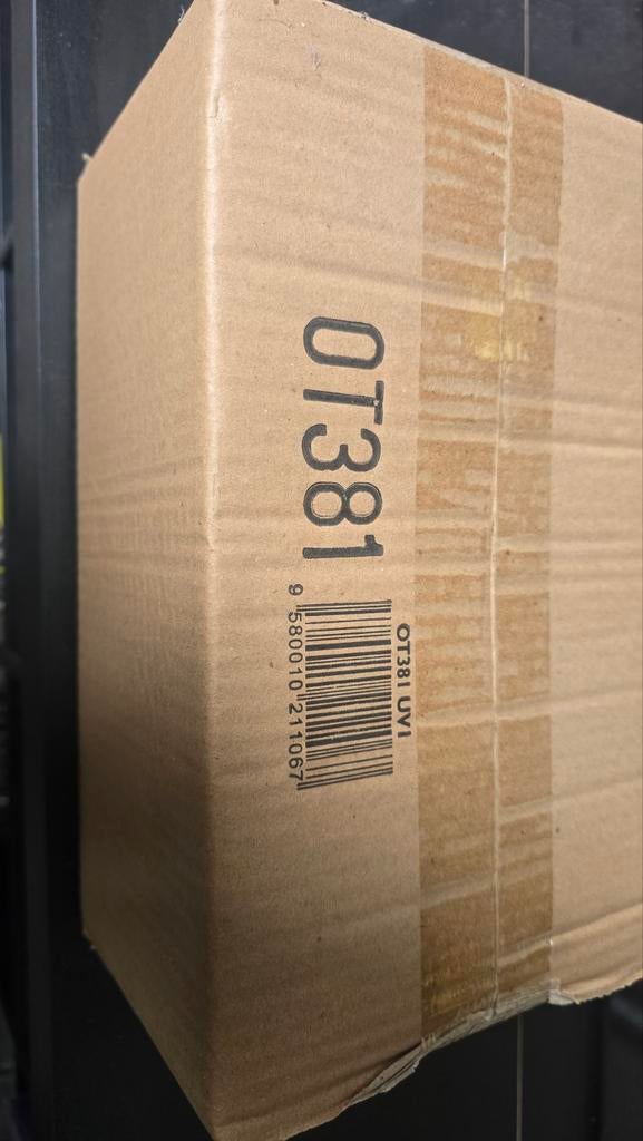 Ottomobile 1/18 ford focus rs mk2, Enlèvement, Boîte