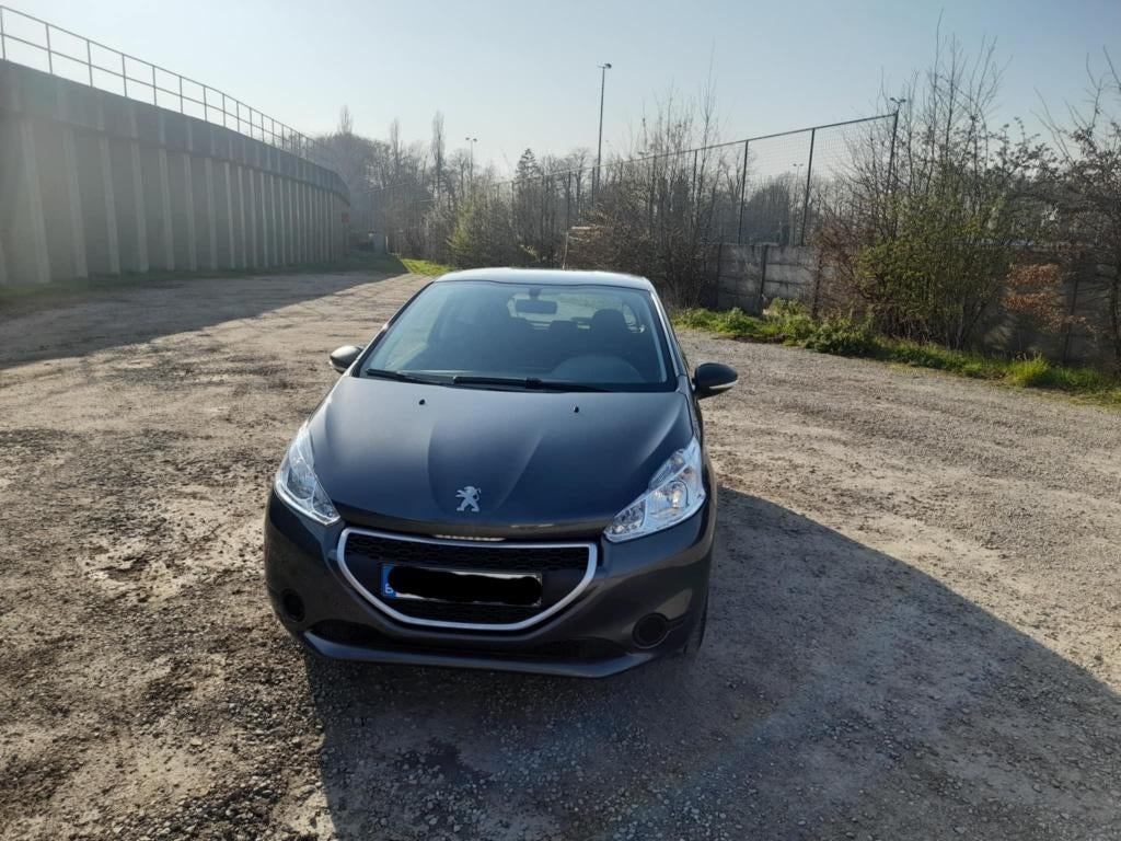 Peugeot 208 1.0 benzine, Autos, Achat, Boîte manuelle, Noir, Particulier