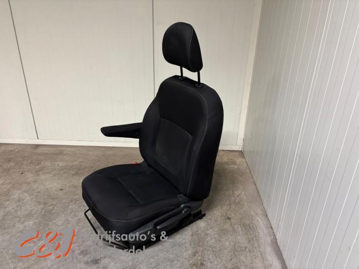 Stoel links van een Renault Trafic, Auto-onderdelen, Interieur en Bekleding, Renault, Gebruikt, 3 maanden garantie, Ophalen of Verzenden