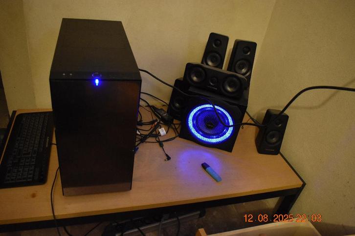 i9 9900K RTX 3060x3 DDR4 8x4=32 GB NVME 500 GB, Computers en Software, Desktop Pc's, Zo goed als nieuw, 4 Ghz of meer, HDD, SSD