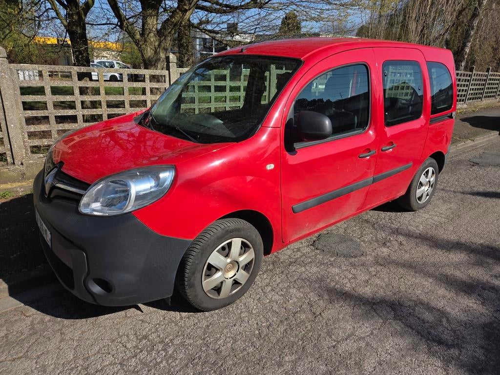 RENAULT KANGOO 1.2 5 PLACES, Autos, Rouge, Achat, Euro 6, Noir