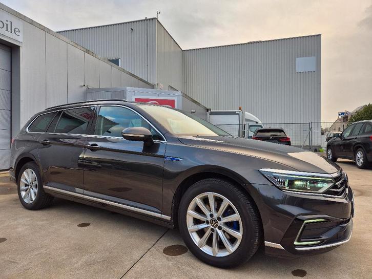 Volkswagen Passat GTE 1.4 TSI // PHEV HYBRID // DSG !, Autos, Volkswagen, Entreprise, Achat, Passat, ABS, Caméra de recul, Phares directionnels