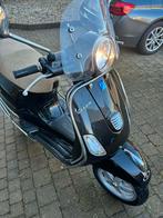 Vespa Piaggio 125cc noire, Vélos & Vélomoteurs, 125 cm³, Enlèvement, Utilisé, Essence