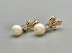 Gouden vintage bi-color oorbellen parel en diamant. 2026/144, Ophalen of Verzenden, Zo goed als nieuw, Met edelsteen, Knopjes of Stekers