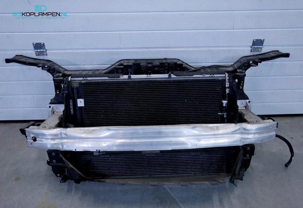 Audi RS4 B8 4.2 FSI serie voorfront bumperbalk lamellen luch, Auto-onderdelen, Ophalen, Gebruikt, -, -