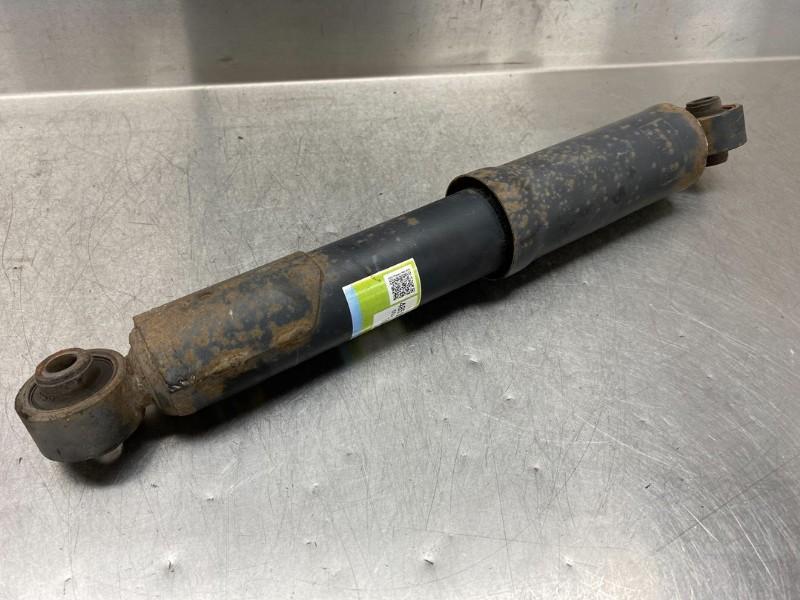 AMORTISSEUR ARRIÈRE DROIT Toyota RAV4 (A4), Utilisé, Toyota