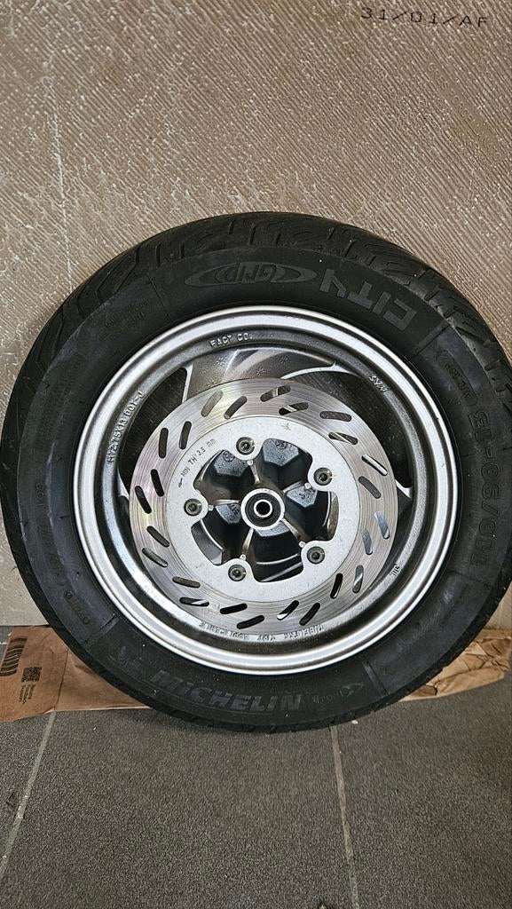 Sym gts voor wiel met band, Enlèvement