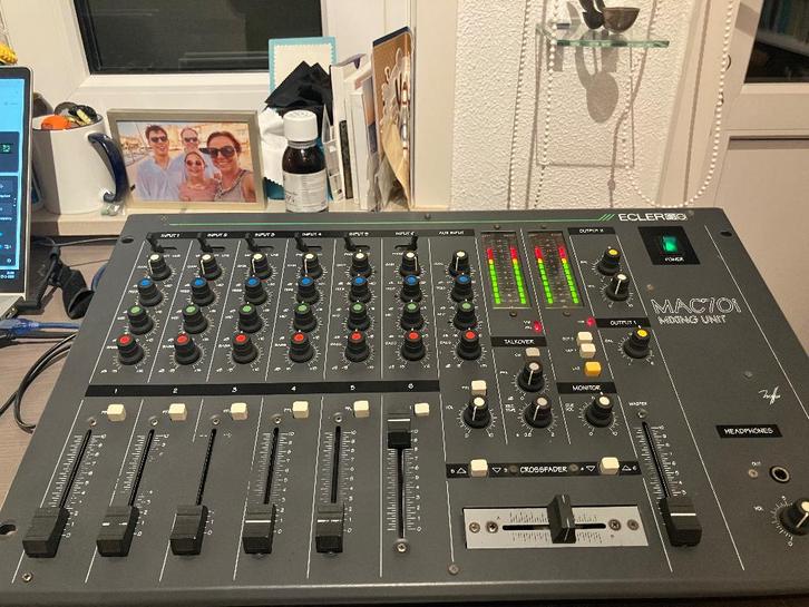 Ecler mac 70i, Muziek en Instrumenten, Mengpanelen, Gebruikt, 10 tot 20 kanalen, Microfooningang, Ophalen of Verzenden