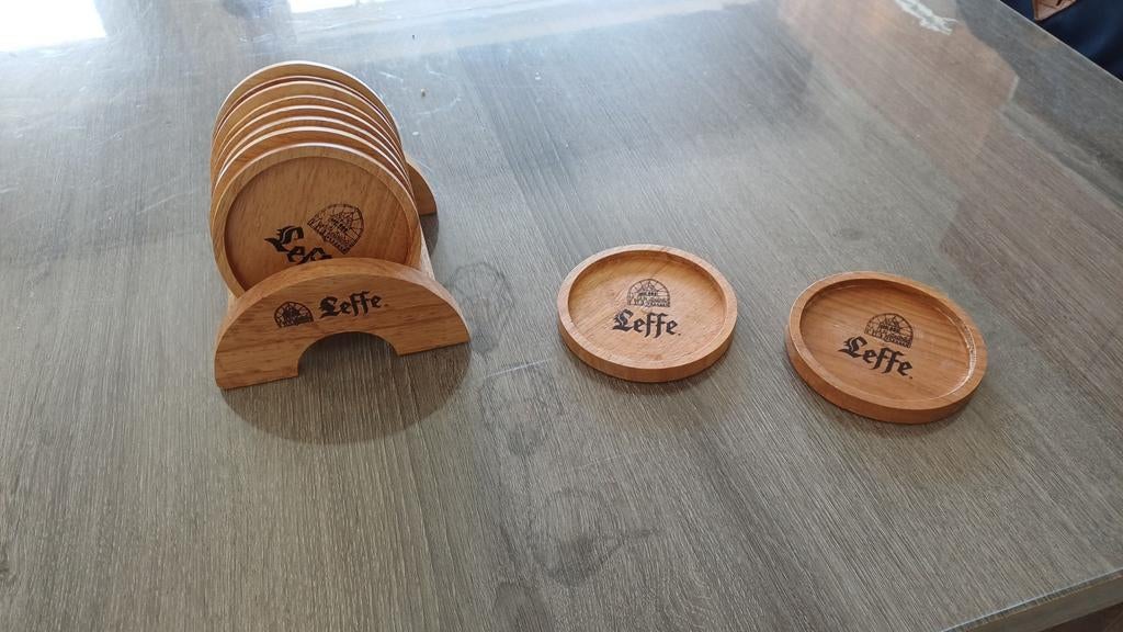 Leffe houten onderleggers, Enlèvement