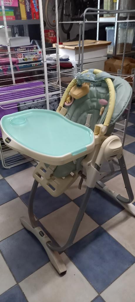 Chaise haute bébé Chicco, Enlèvement, Comme neuf, Chaise évolutive, Ceinture(s)