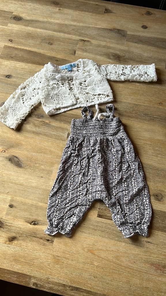Set van overall + vest, Kinderen en Baby's, Babykleding | Maat 56, Zo goed als nieuw, Meisje, Setje, Ophalen of Verzenden