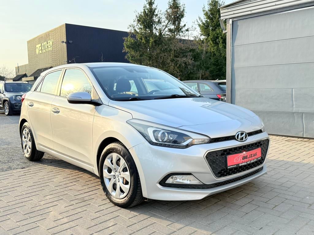 Hyundai i20 1.2i 148.000km 1j Garantie, Auto's, Hyundai, Bedrijf, Te koop, i20, ABS, Benzine, Onderhoudsboekje, Ophalen
