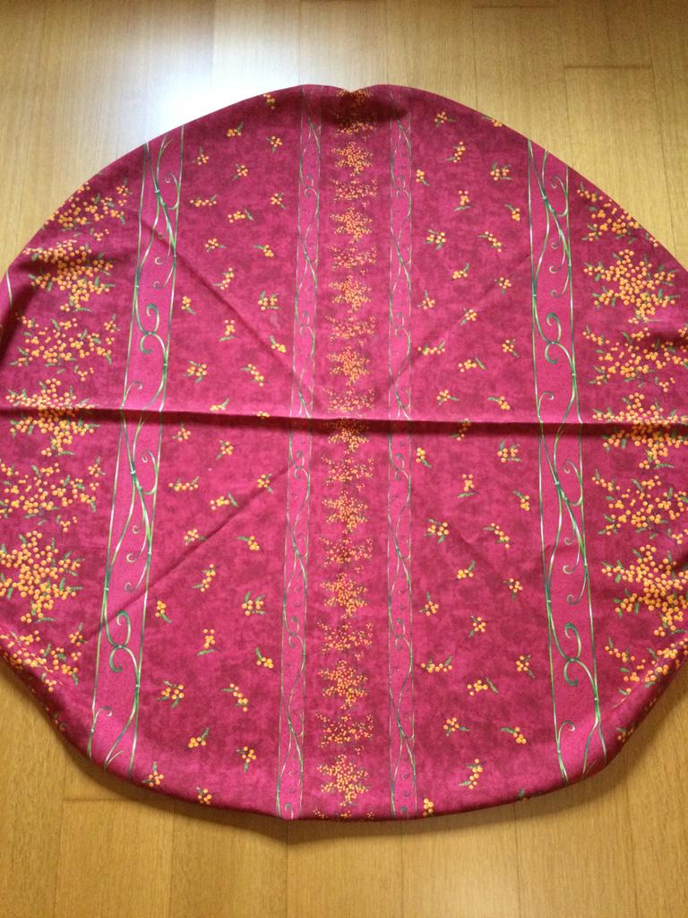 Nappe ronde, Maison & Meubles, Nappes, Enlèvement ou Envoi, Comme neuf, Autour de, Intérieur