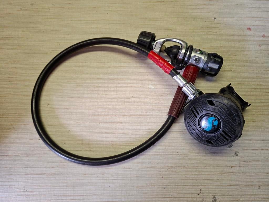 Zwembadontspanner Duiken, Ophalen