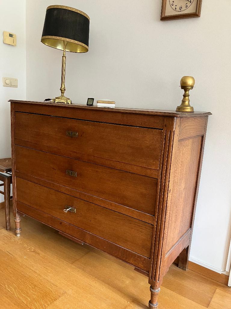 Commode en chêne, 3 ou 4 tiroirs, 25 à 50 cm, 100 à 150 cm, Enlèvement