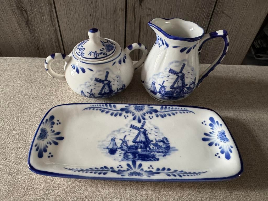Delfts blauw set – melkkan & suikerpot met schaal, Enlèvement