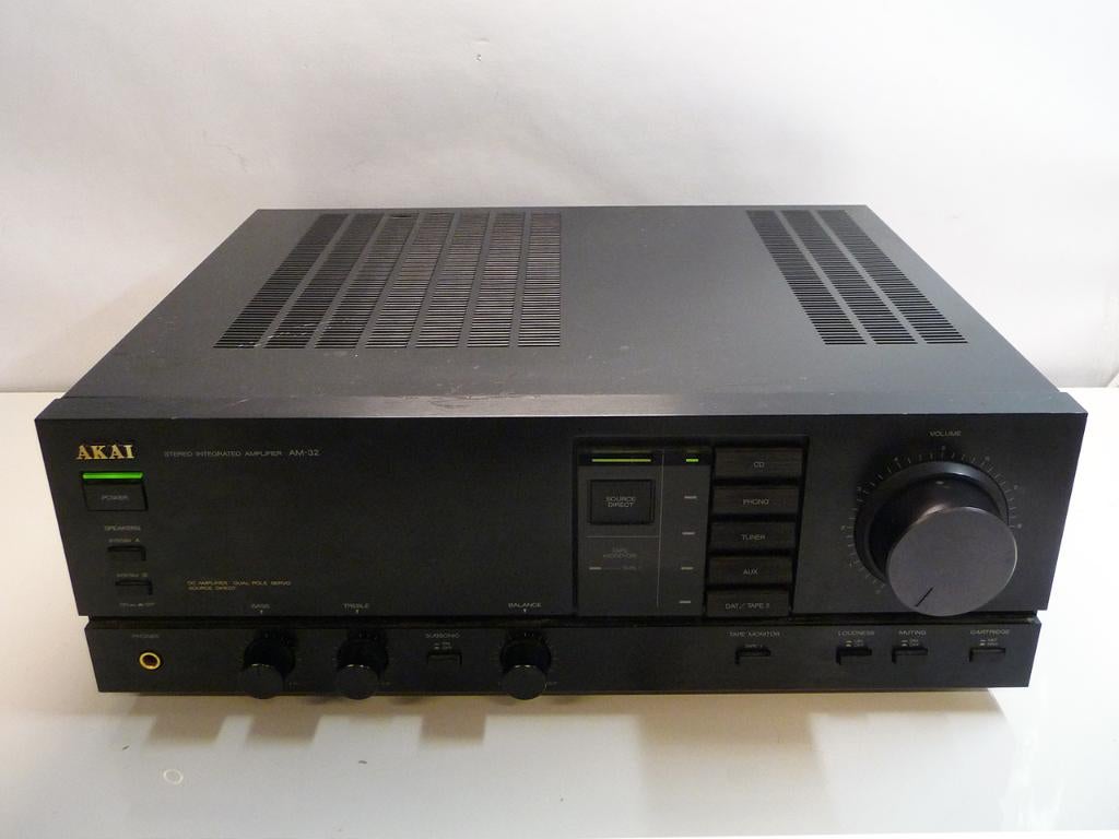 AKAI AM-32 in goede staat, TV, Hi-fi & Vidéo, Amplificateurs & Ampli-syntoniseurs, Autres marques, 60 à 120 watts, Enlèvement