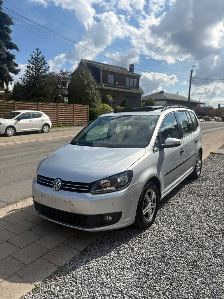 Volkswagen touran 1.6tdi boîte automatique 149.000km, Cuir, Entreprise, Entretenue par le concessionnaire, 5 portes