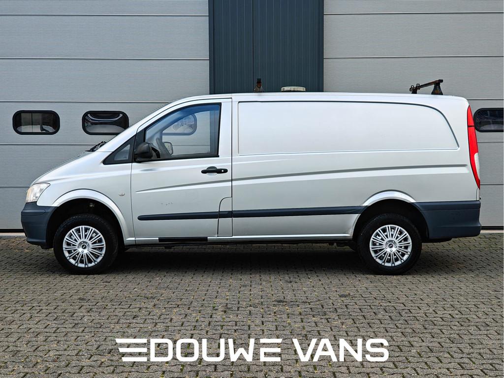 Mercedes-Benz Vito 113 L2 4x4 Automaat Airco Trekhaak Omvorm, Auto's, Euro 5, Stof, Gebruikt, Zwart