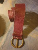 Lederen riem, Ophalen