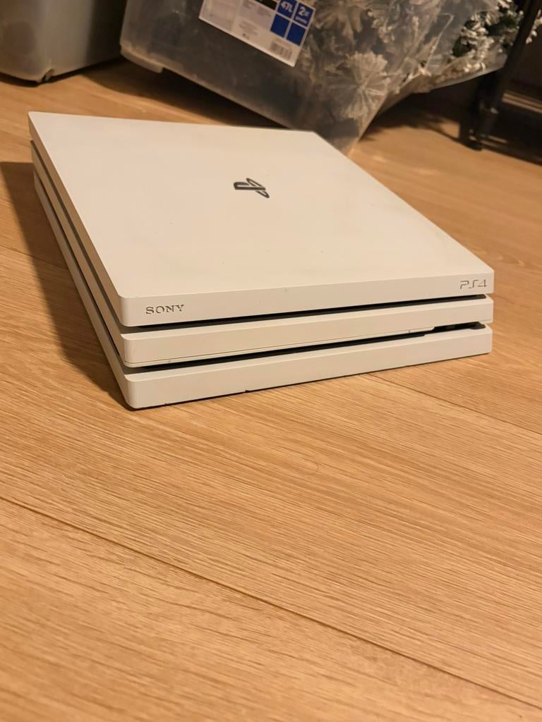 Ps4 pro wit 1tb, Consoles de jeu & Jeux vidéo, Enlèvement ou Envoi, Comme neuf, Pro