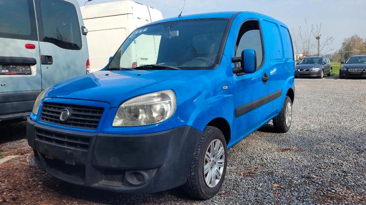 fiat doblo 1.6 benzine/CNG AIRCO 137000km !! EERST LEZEN !!, Auto's, Bestelwagens en Lichte vracht, Bedrijf, Te koop, ABS, Airbags