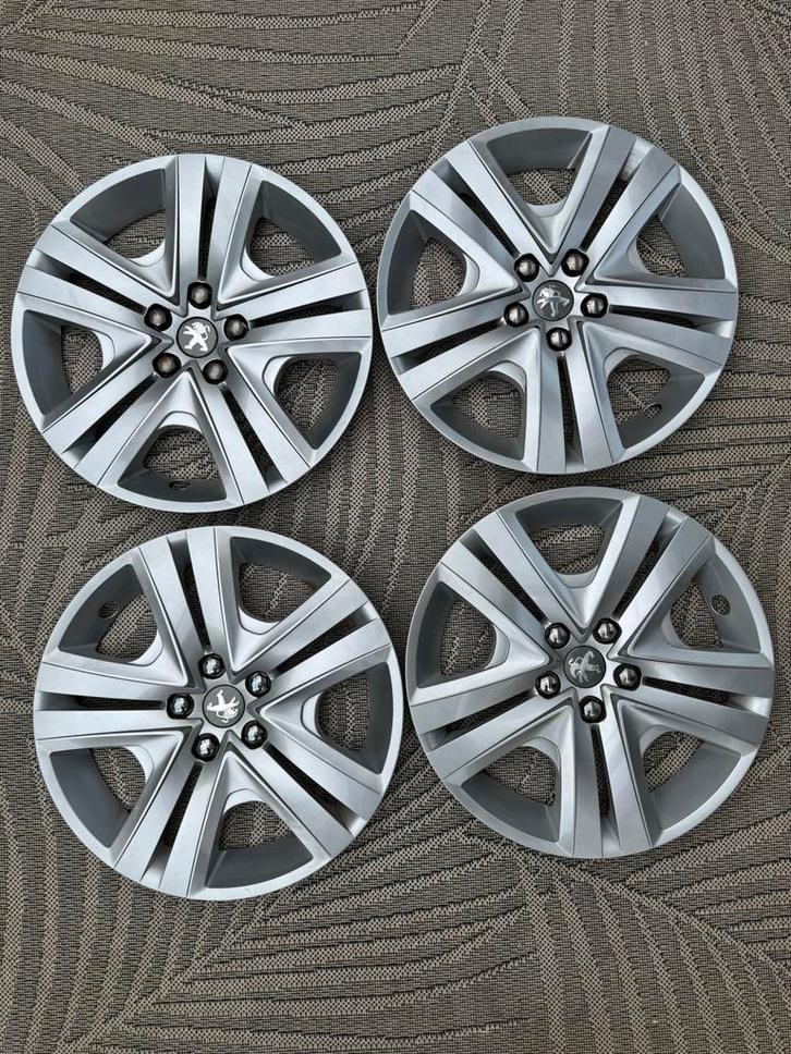 Peugeot 208/2008 wieldoppen, Auto diversen, Wieldoppen, Zo goed als nieuw, Verzenden