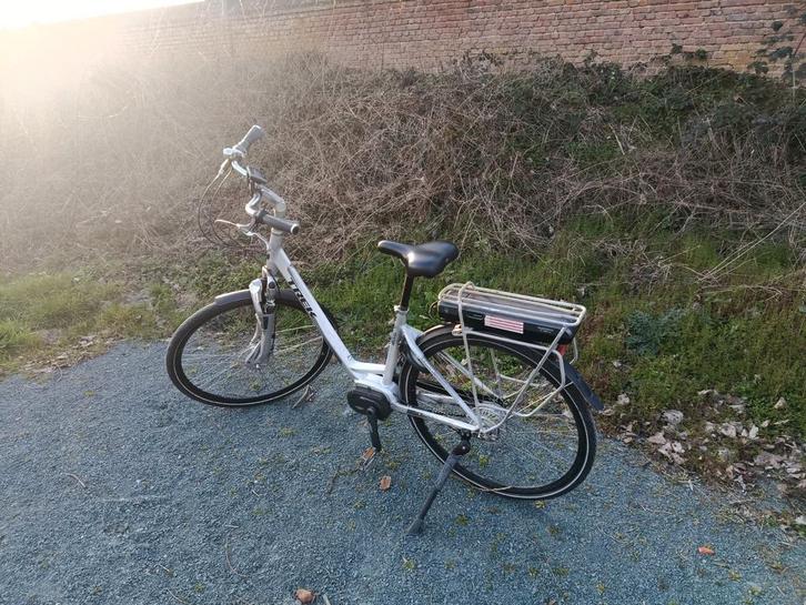 Elektrische fiets trek, Fietsen en Brommers, Elektrische fietsen, Ophalen