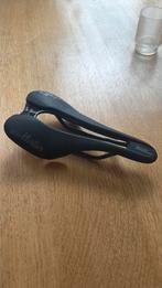 Selle Selle Italia SLR Boost TM Superflow noir, Vélos & Vélomoteurs, Enlèvement ou Envoi, Neuf, Vélo de course, Selle