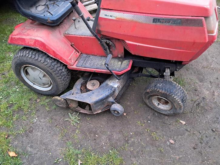 Zware zitmaaier sentar 18pk 2 cilinder, Tuin en Terras, Zitmaaiers, Ophalen