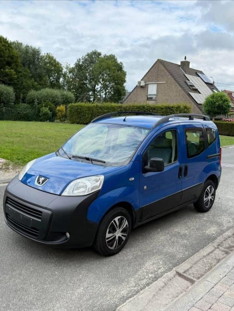 Pegoeut Bipper 1.4 benzien 91xxxkm Airco met keuring, Auto's, Peugeot, Voorwielaandrijving, Blauw, Bedrijf, Handgeschakeld