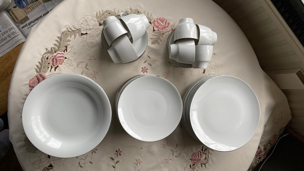Servies set van Bavaria, Ophalen
