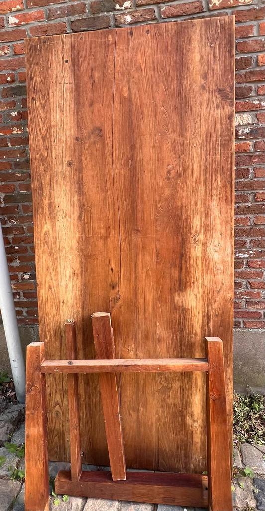 Houten tafel met bijhorende banken., Antiquités & Art, Antiquités | Meubles | Lits, Enlèvement