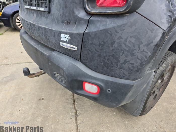 Achterbumper van een Jeep Renegade, Jeep, Gebruikt, -, -