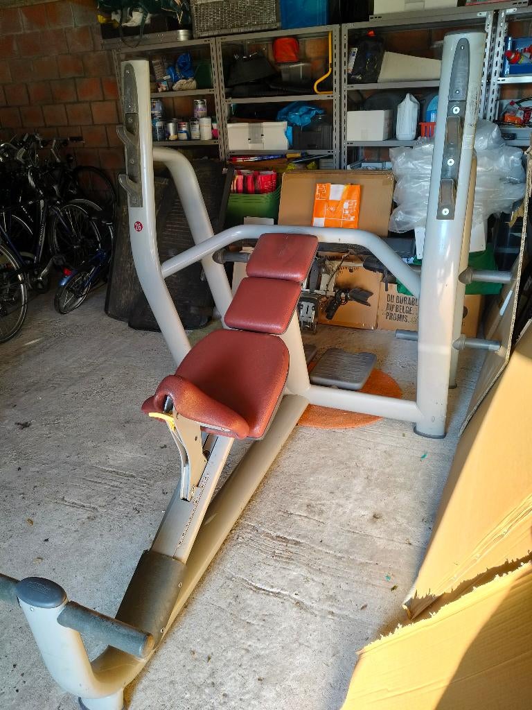 Olympic incline bench press - professionele schuine bank, Sport en Fitness, Fitnessmaterialen, Gebruikt, Fitnessbank, Armen, Borst