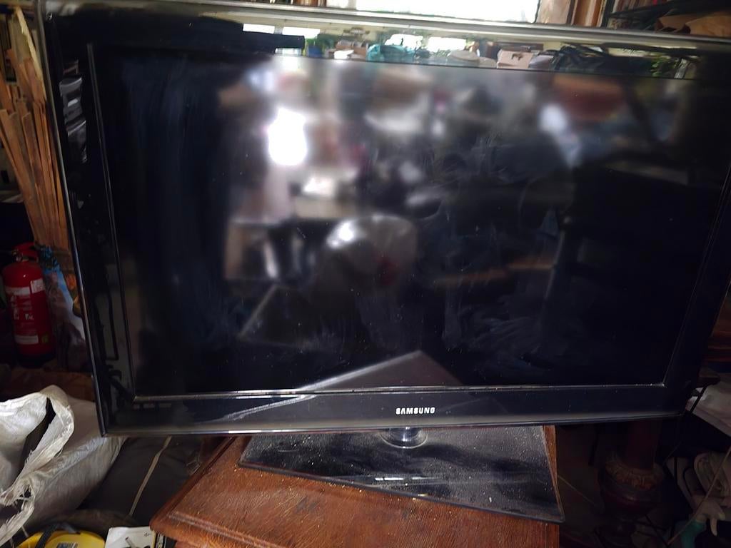 Television fonctionnelle Samsung LE40B550A5W 40', TV, Hi-fi & Vidéo, LCD, Enlèvement, Utilisé, Samsung