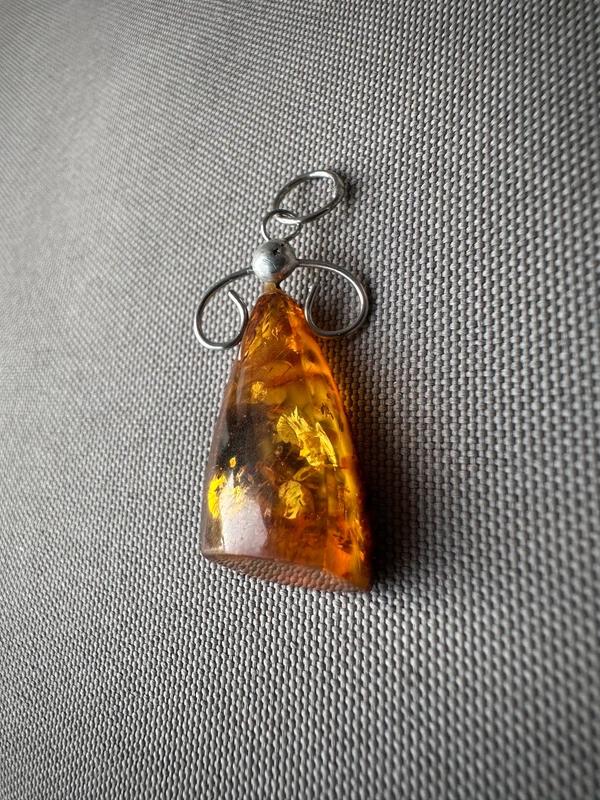 Pendentif en ambre, Bijoux, Sacs & Beauté, Pendentifs, Enlèvement ou Envoi, Comme neuf