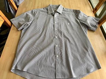 Hemd XL 43/44 beschikbaar voor biedingen