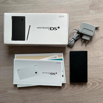 Nintendo DSi Console - CIB beschikbaar voor biedingen