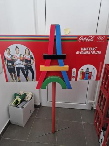 Panneau publicitaire JO PARIS 2025 en carton pour Coca-Cola beschikbaar voor biedingen