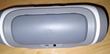 jbl box beschikbaar voor biedingen