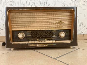 Radio vintage GRUNDING LUMOPHON LR220 beschikbaar voor biedingen