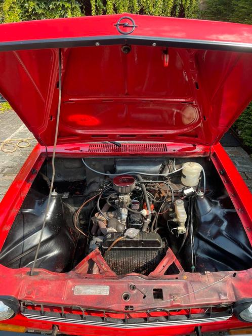 Opel kadett c, Auto's, Opel, Particulier, Kadett, Benzine, 2 deurs, Handgeschakeld, Rood, Zwart, Achterwielaandrijving, Ophalen