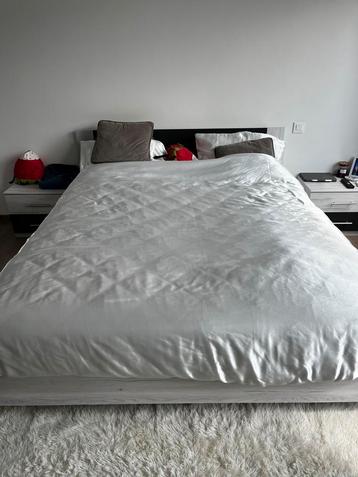 Lit deux places, Gris, Queen size, Enlèvement, Utilisé