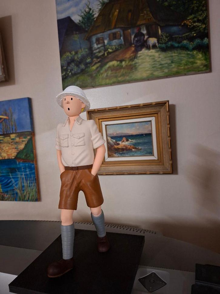 Figurine Tintin au Congo peinte à la main 30cm., Collections, Statues & Figurines, Neuf, Autres types, Enlèvement ou Envoi