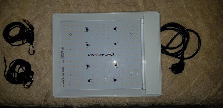 Mars Hydro TS600 kweeklamp 100 Watt Full Spectrum Nieuw, Tuin en Terras, Kweekspullen, Ophalen of Verzenden