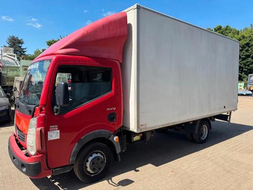 Renault Maxity 130 (bj 2008), Auto's, Bestelwagens en Lichte vracht, Bedrijf, Te koop, Renault, Diesel, Handgeschakeld, Rood, Gebruikt