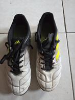 voetbalschoenen ADIDAS 42, Sport en Fitness, Voetbal, Ophalen, Gebruikt, Schoenen