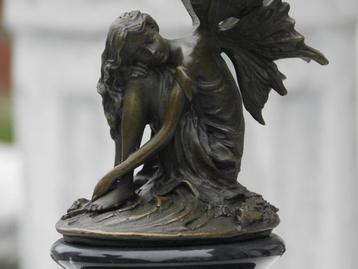 Bronzen beeld - slapende Elf - voet van marmer, Enlèvement ou Envoi, Bronze