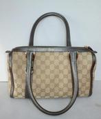 Le sac à main Gucci se ferme par une fermeture éclair en bei, Comme neuf, Beige, Sac à main, Enlèvement ou Envoi